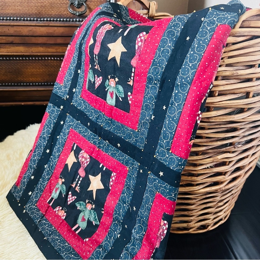 33”x33” Handmade Wall Hanging Cotton Quilt.